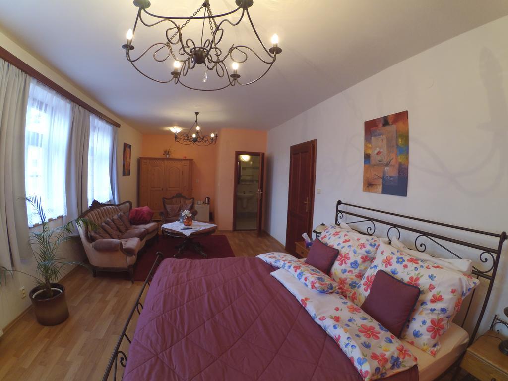 Hotel Atrium Jihlava Kültér fotó