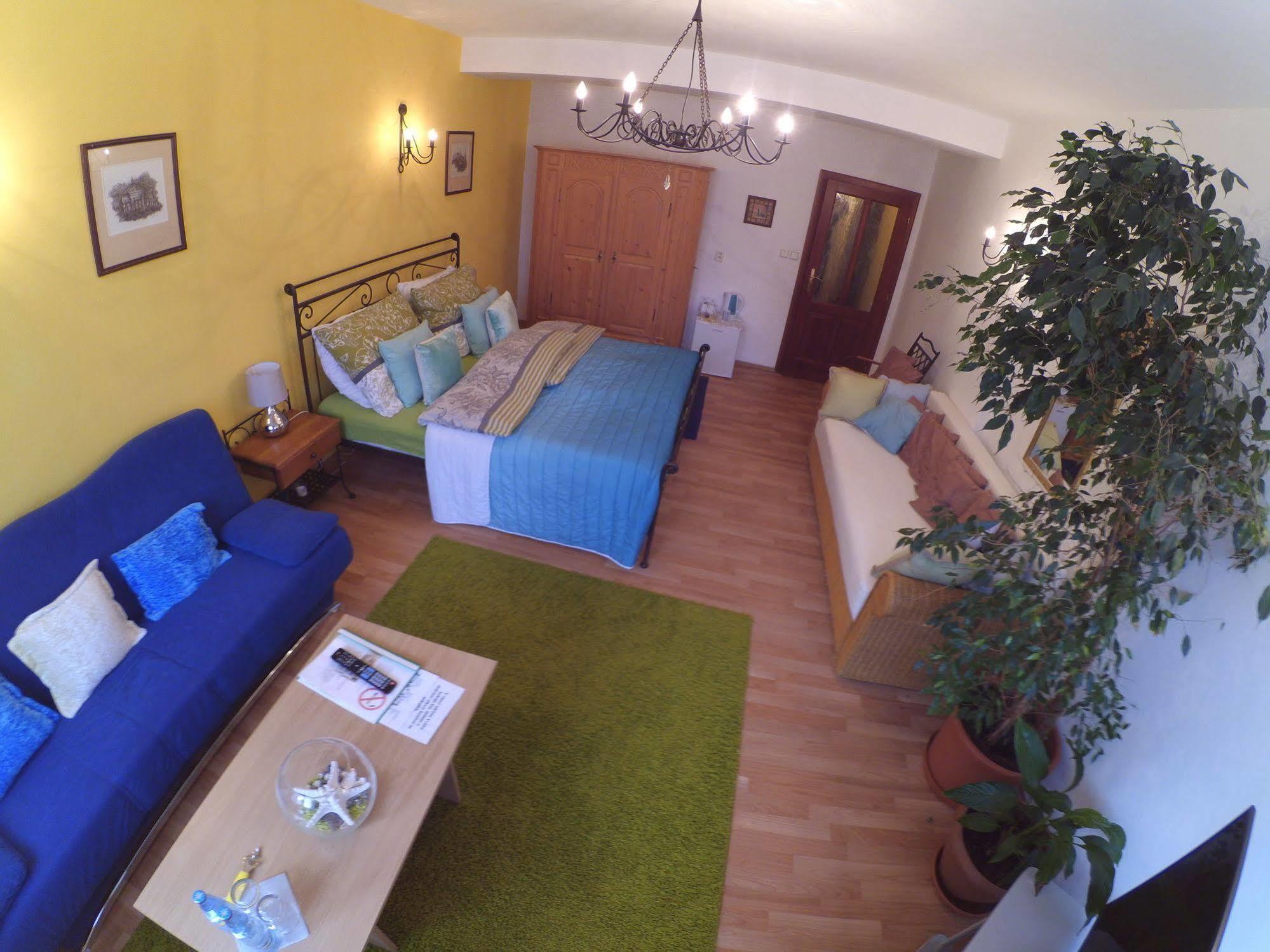 Hotel Atrium Jihlava Kültér fotó